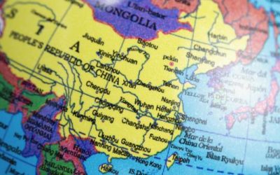 Aurul, pe valuri: China cumpără masiv, investitorii vând. Ce urmează?