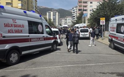 Atac armat într-o școală din Turcia: Zeci de victime, elevi uciși de un coleg