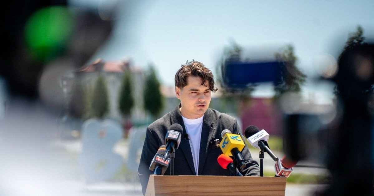 Bilete la 1 leu pentru Nibiru pe 1 aprilie, anunță Selly