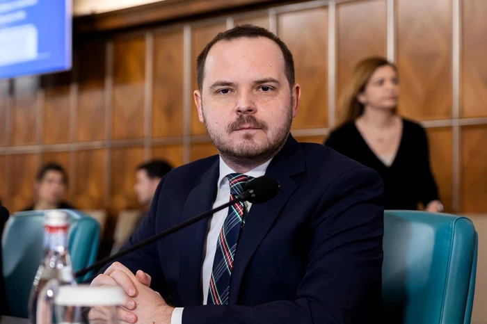 Unde ajung 600 milioane euro? Datoria uriașă și secretele ei