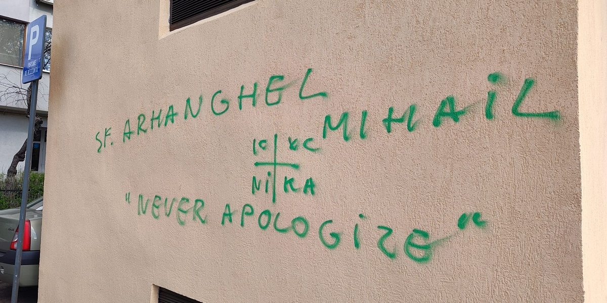 Noi mesaje neolegionare pe clădirile din București: Poliția anchetează