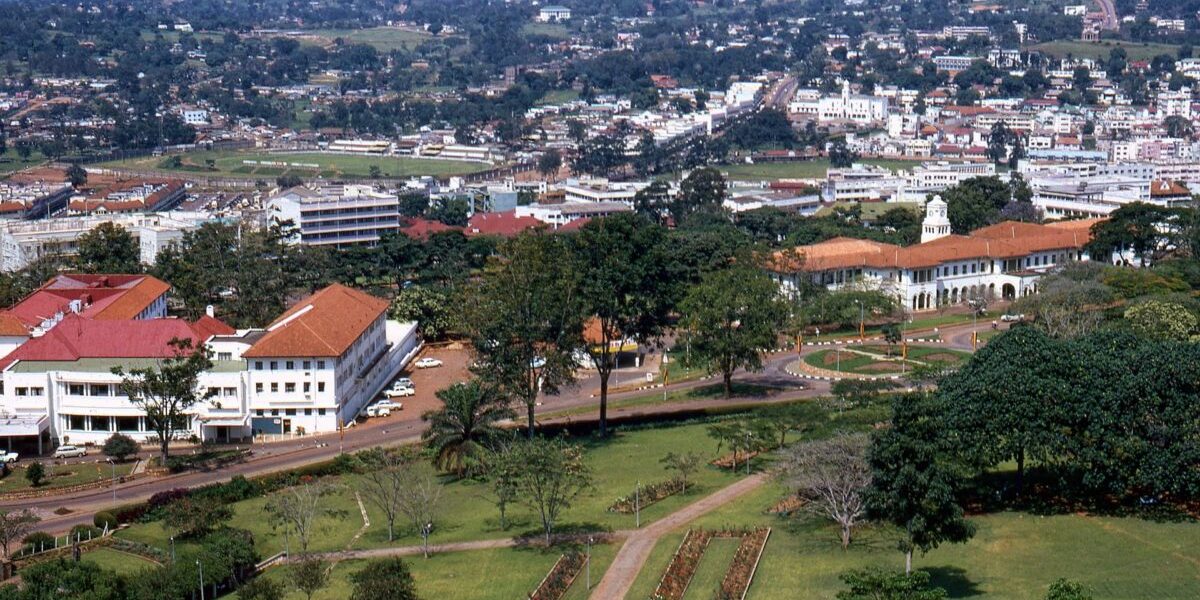 Africa, șantaj la nivel înalt: 1 miliard $ și o femeie, pentru o ambasadă