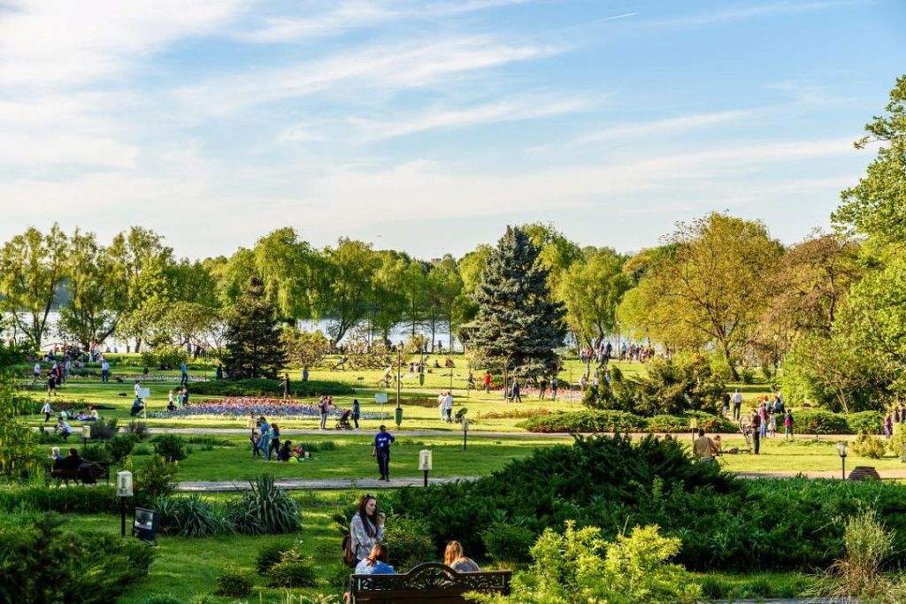 Festivaluri de Film, Hanami și Caravana Alpin: Weekend cu emoții