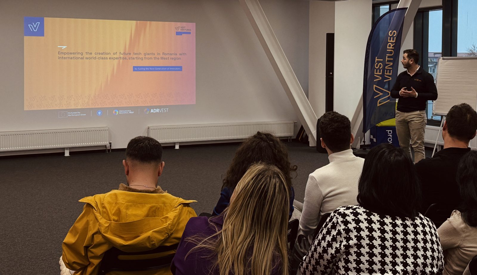 Nouă startup-uri din România și din Europa au fost selectate pentru prima cohortă a programului de accelerare derulat de Vest Ventures, primul fond de investiții de capital de risc din vestul României, cofinanțat din fonduri europene