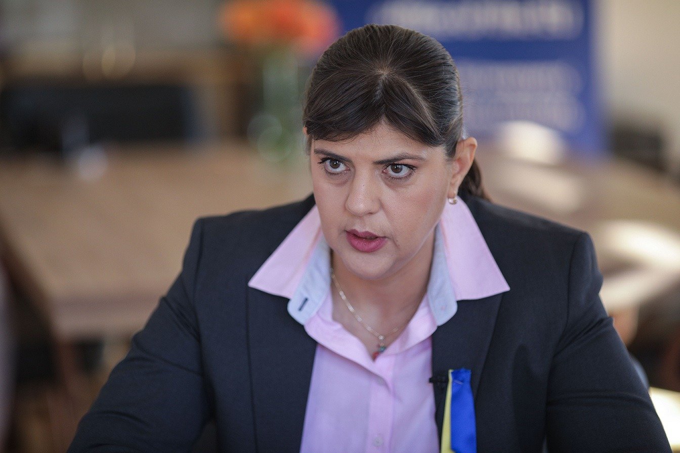 Premierul Greciei, Kyriakos Mitsotakis, a solicitat luni Parchetului European, în cadrul Biroului Procurorului Public European (EPPO) condus de Laura Codruța Kovesi, să acționeze fără întârziere în cazul urmăririi în justiție a unor deputați greci