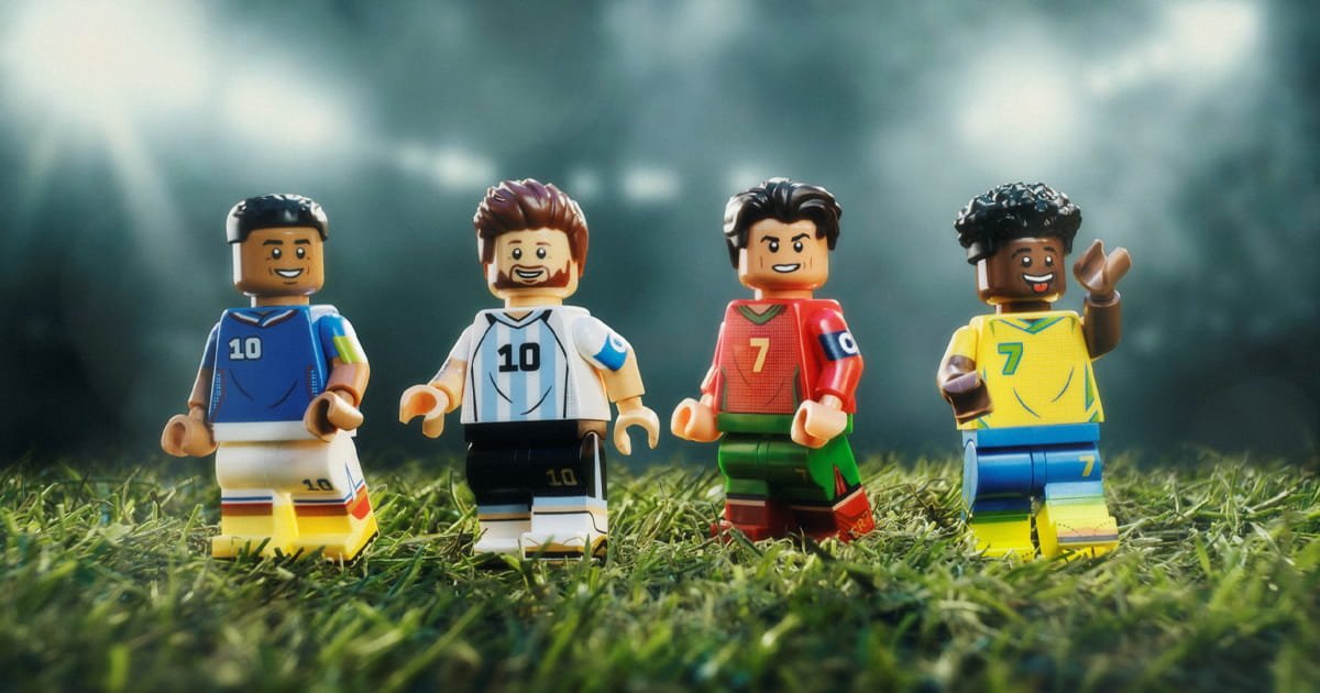 LEGO a lansat colecția de ediții speciale dedicate celor mai mari fotbaliști ai lumii, în ajunul Campionatului Mondial din 2026, reafirmând popularitatea rivalităților pe teren și ieșirea din tiparele sportului rege