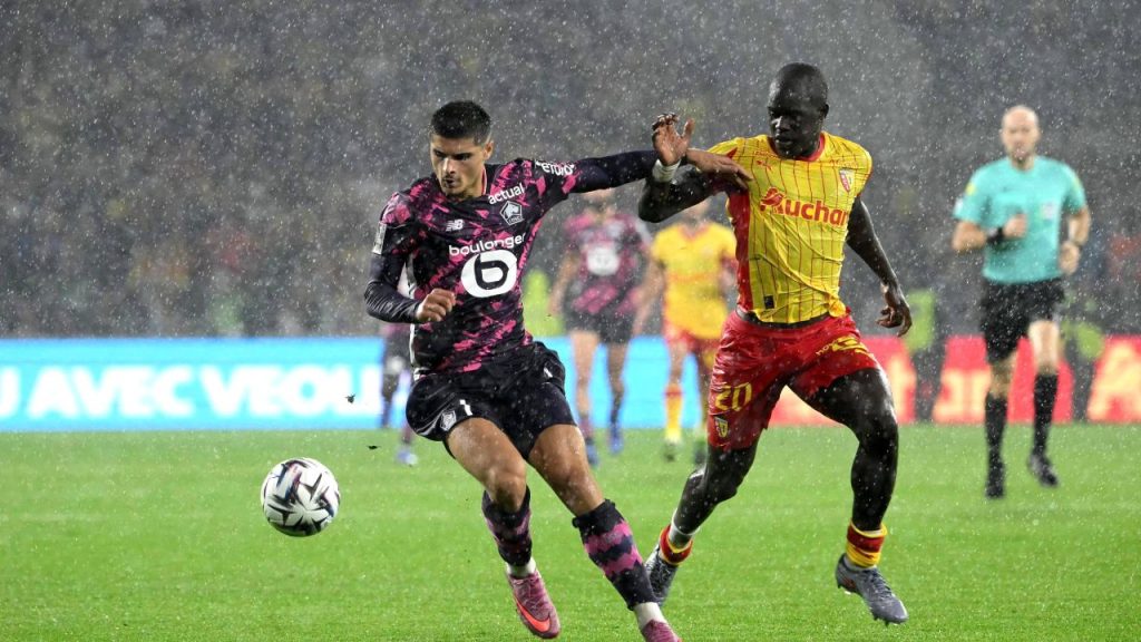 Duelul dintre Lille și Lens, programat pentru sâmbătă de la ora 22:05, promite să fie cel mai atractiv meci al rundei 28 din Ligue 1
