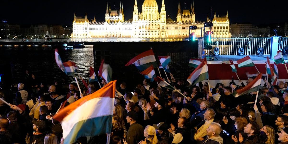 Europa răsuflă ușurată: „Inima” Ungariei bate-n ritm european după eșecul lui Orban