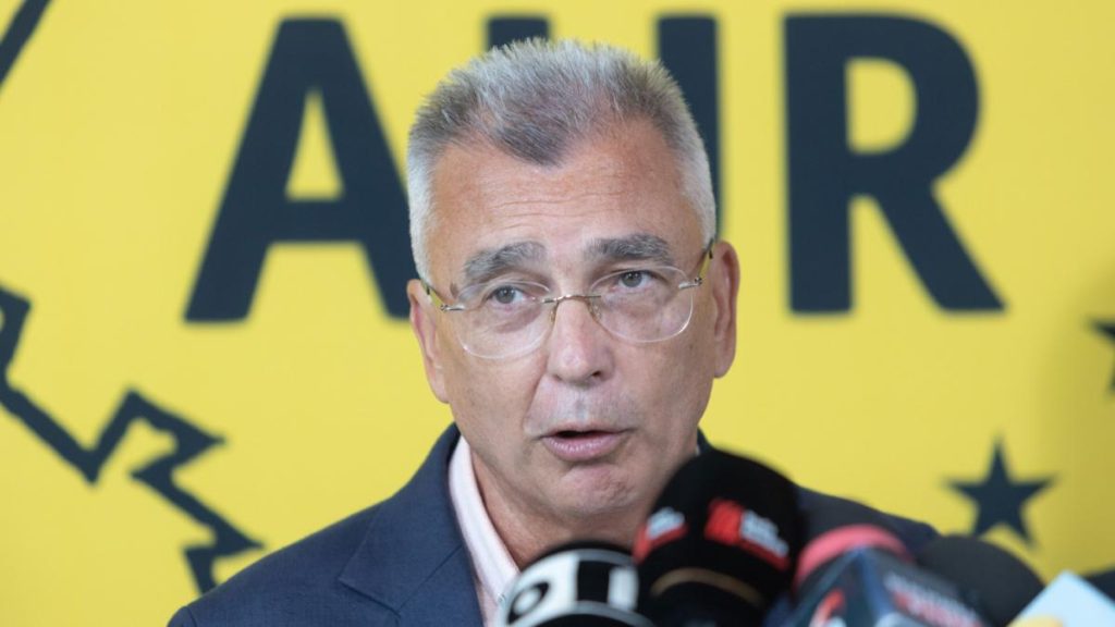 Senator AUR, atac violent la adresa lui Grindeanu: „Prost crescut, nu răspunde”