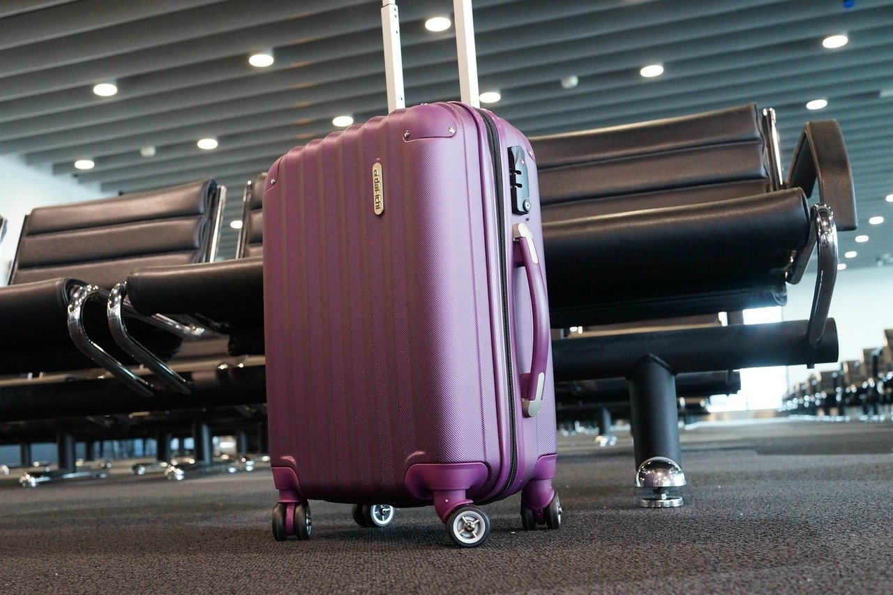 Ai uitat de bagaj pe aeroport? Google intervine cu Find Hub, soluția!