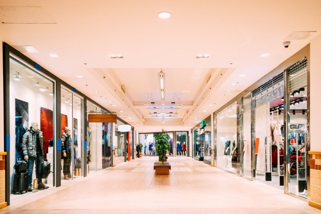 Mall-urile din București, asalt de Paște 2026: Ce-i așteaptă pe clienți
