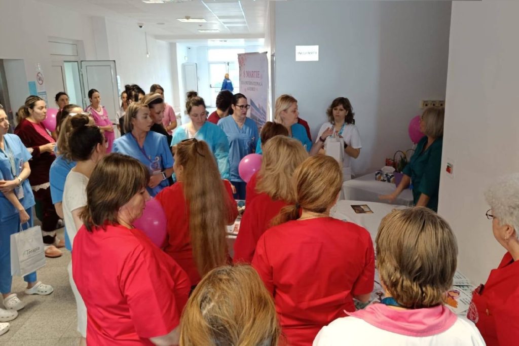 Maternitatea Buzău, partener cu Spitalul Județean, a organizat miercuri, 4 martie, un eveniment dedicat Zilei Internaționale a Femeii, în semn de recunoaștere a delicateții, gingășiei, grijii și dedicării femeilor, în special a mamelor și cadrelor medicale din unitatea spitalicească
