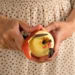 Două mere pe zi reduc colesterolul Cum trebuie să le consumi: cu sau fără coajă