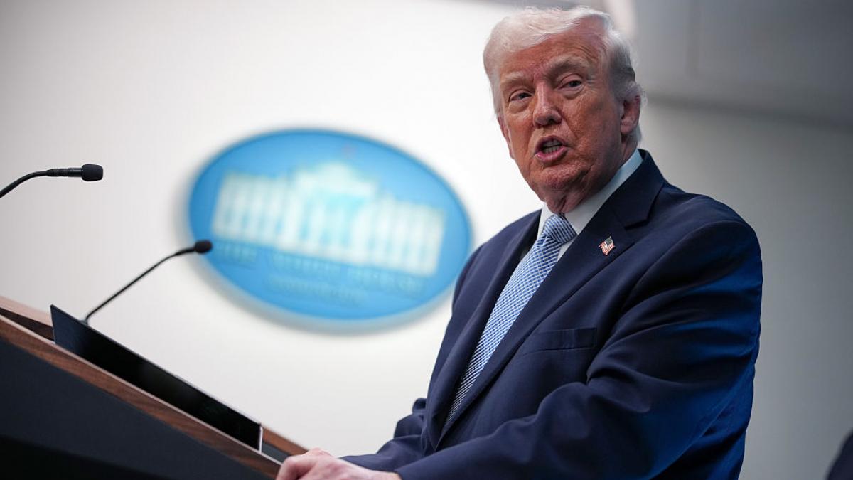 Misterul savanților dispăruți: Donald Trump cere FBI să găsească răspunsul
