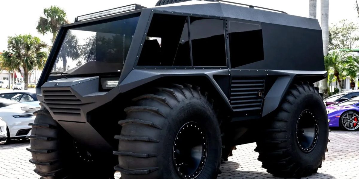 Un vehicul extrem, gândit pentru condiții dificile, nu a reușit să își găsească cumpărătorul în urma unei licitații în Statele Unite, care s-a încheiat cu suma de 120.000 de dolari, nesatisfăcând pragul minim impus de vânzător