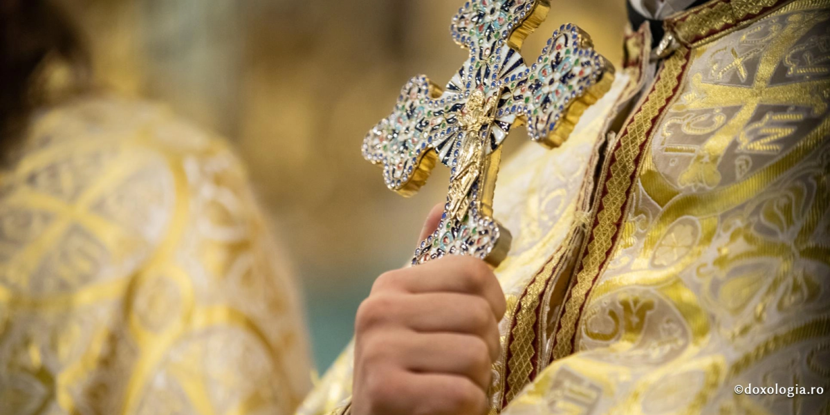 Arhipresbiterul ZAHARIA PERES: Lumina Paștelui alungă întunericul