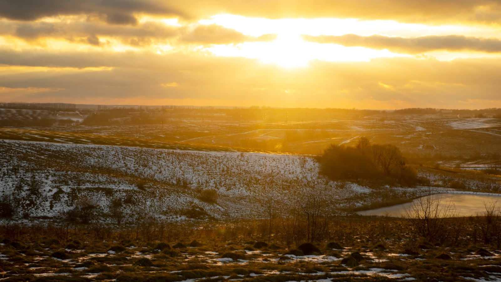 De ce-ți pot face rău primele raze de soare din primăvară