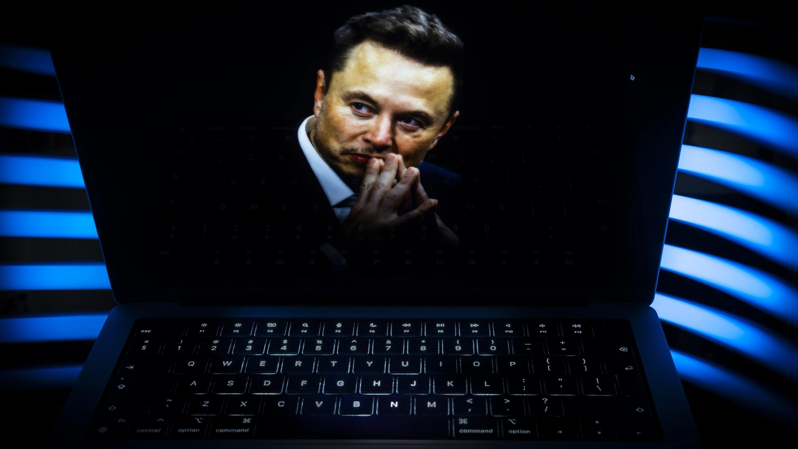 O adolescentă și visul trăsnit: Elon Musk, întrebat de un „telefon Tesla”. Finalul e șocant