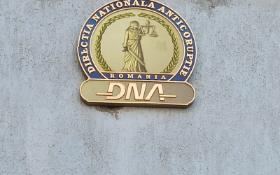 Fostă șefă DSP Brașov, trimisă în judecată de DNA: Ponturi în spitale, pentru controale