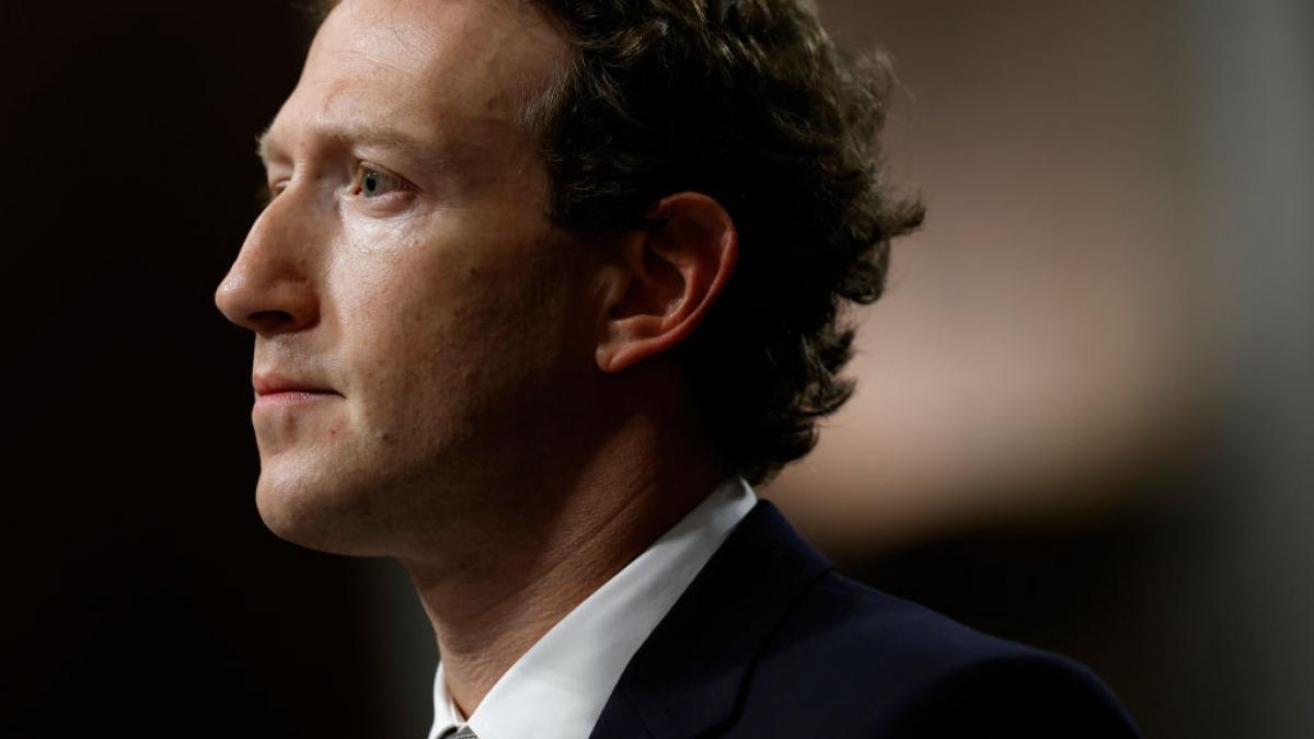 Meta creează un Mark Zuckerberg virtual pentru angajați: Afaceri cu AI