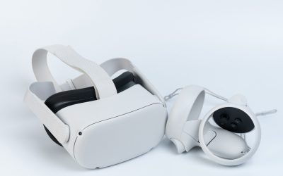 Meta (Facebook) bagă mâna-n buzunar: Căștile VR Quest, mai scumpe din cauza „crizei”