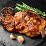 Cum să eviți gustul amar al carnea de miel de Paște