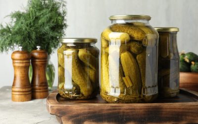 Murături: Oțet sau saramură? Care variantă e mai sănătoasă? Expertul explică