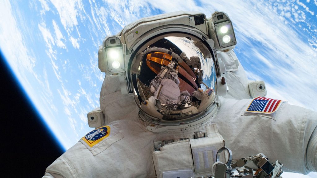 NASA va transmite în direct, luni, 6 aprilie, începând cu ora 20:00, momentul trecerii capsulei Orion pe lângă Lună, în cadrul misiunii Artemis II