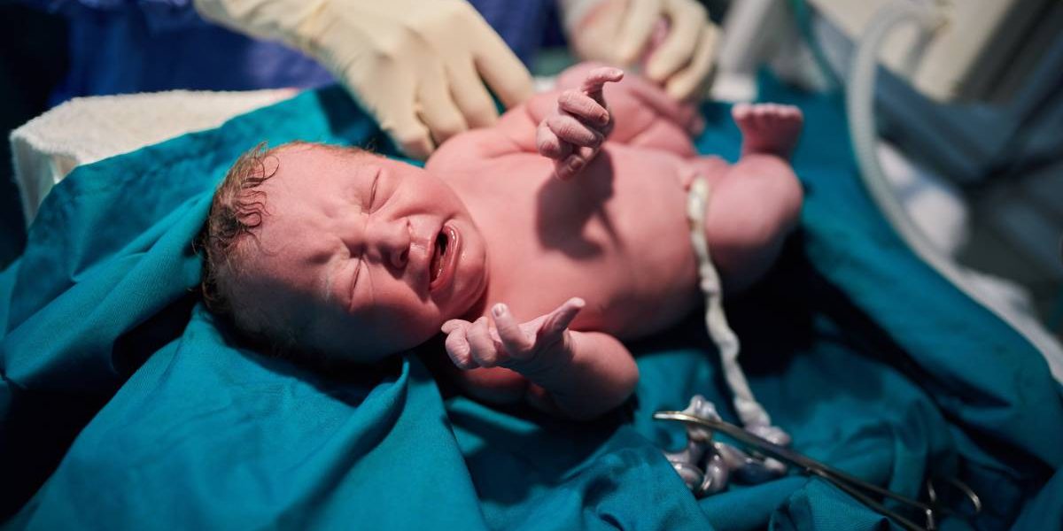 nou-nascut.jpg - StiriAlese