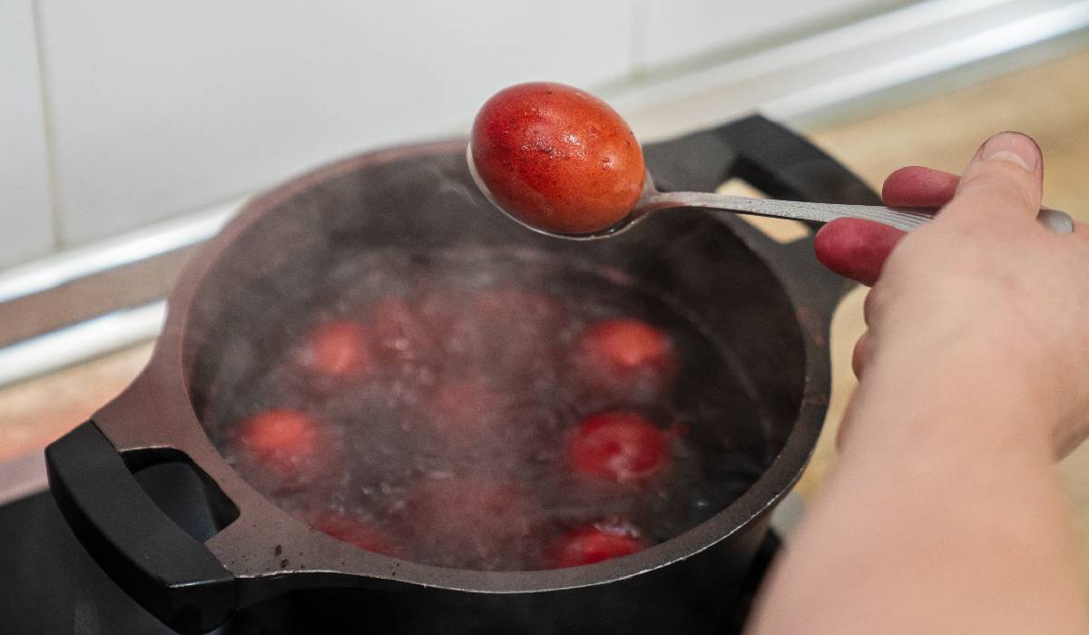 Ouăle de Paște, pericolul risipei: trucuri ca să le păstrezi proaspete