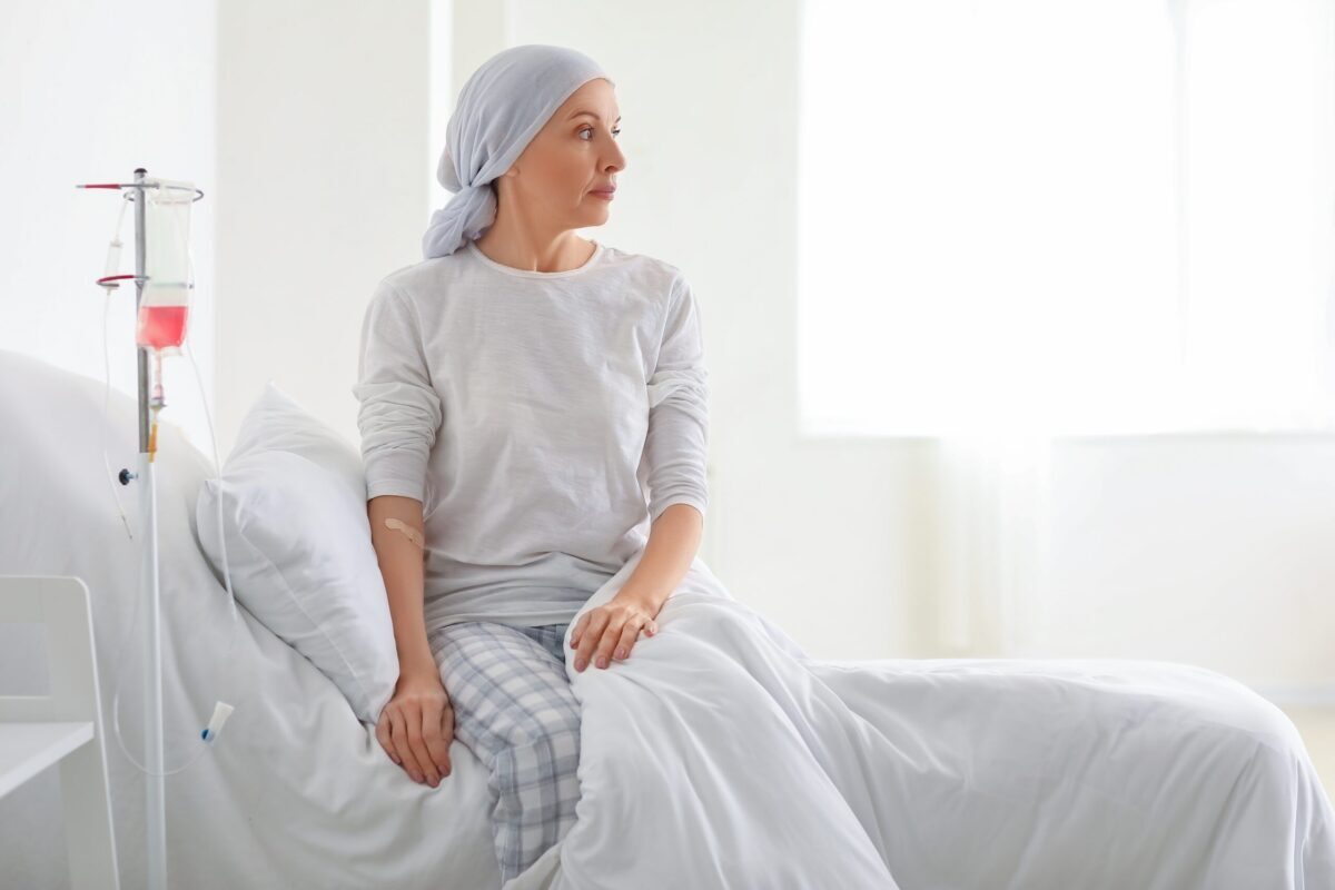 Nouă speranță în lupta cu cancerul: tratamentele care antrenează corpul