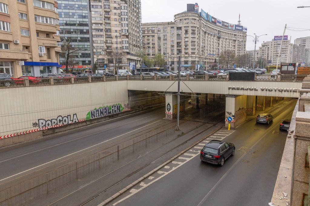 Primăria Municipiului București anunță că Pasajul Victoriei va intra în procesul de consolidare și modernizare, un proiect menit să îmbunătățească condițiile de circulație și siguranța în zona centrală a Capitalei