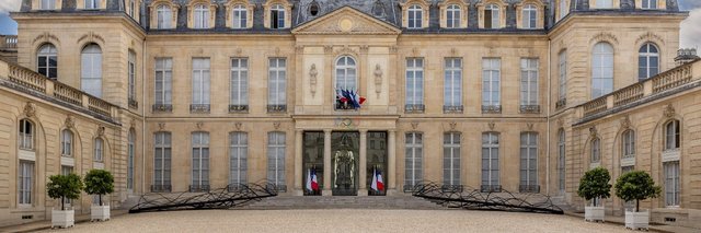 Poliția franceză, respinsă la Elysee: Scandal de favoritism și corupție în centrul atenției