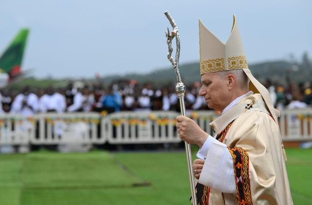 Papa Leon, atac SUBIT la Trump: Lumea condusă de „tirani”, reacția Casei Albe