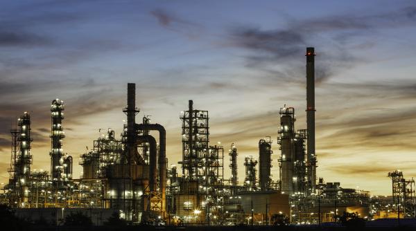 De la prima rafinărie la criză energetică: Paradoxul ROMÂNESC