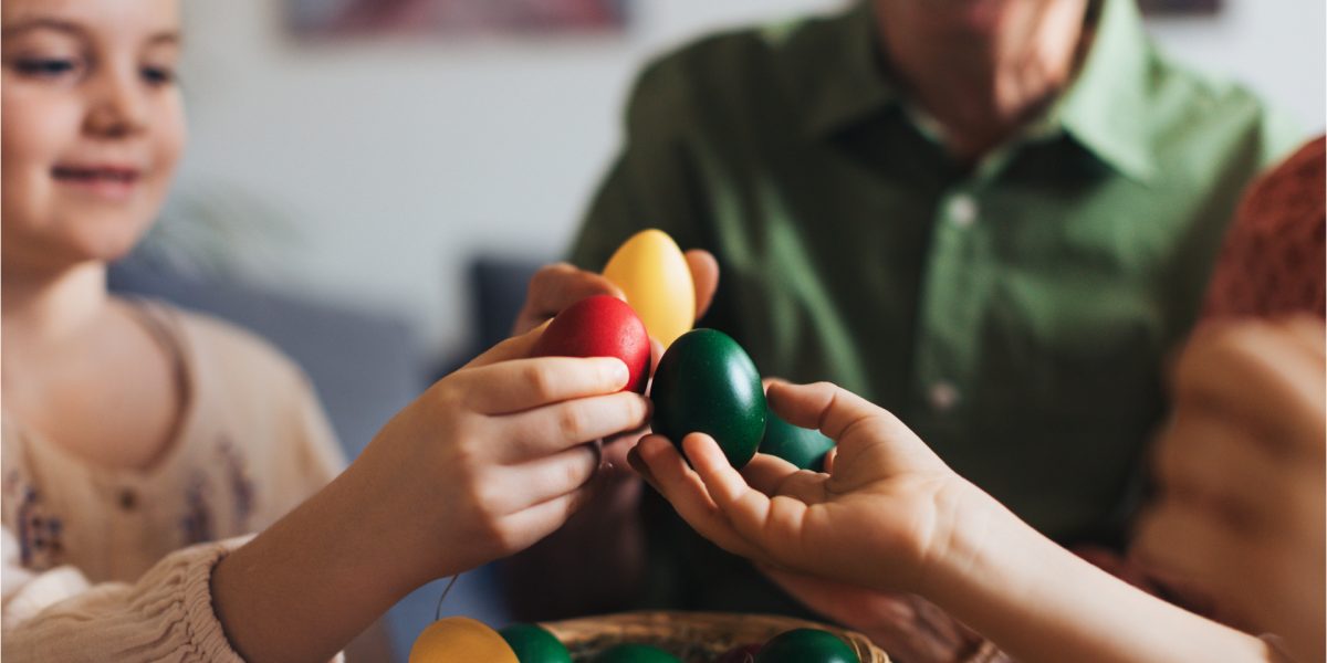 Majoritatea românilor văd Paștele drept sărbătoare religioasă