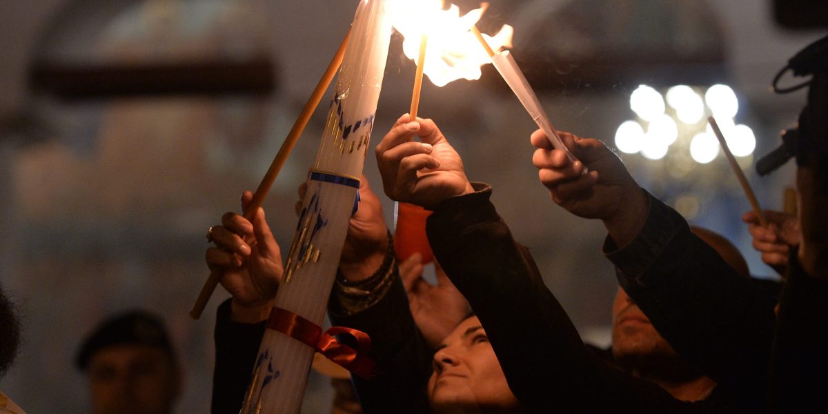 Dezastru la Ierusalim: Lumina Sfântă NU s-a aprins la Mormântul Sfânt