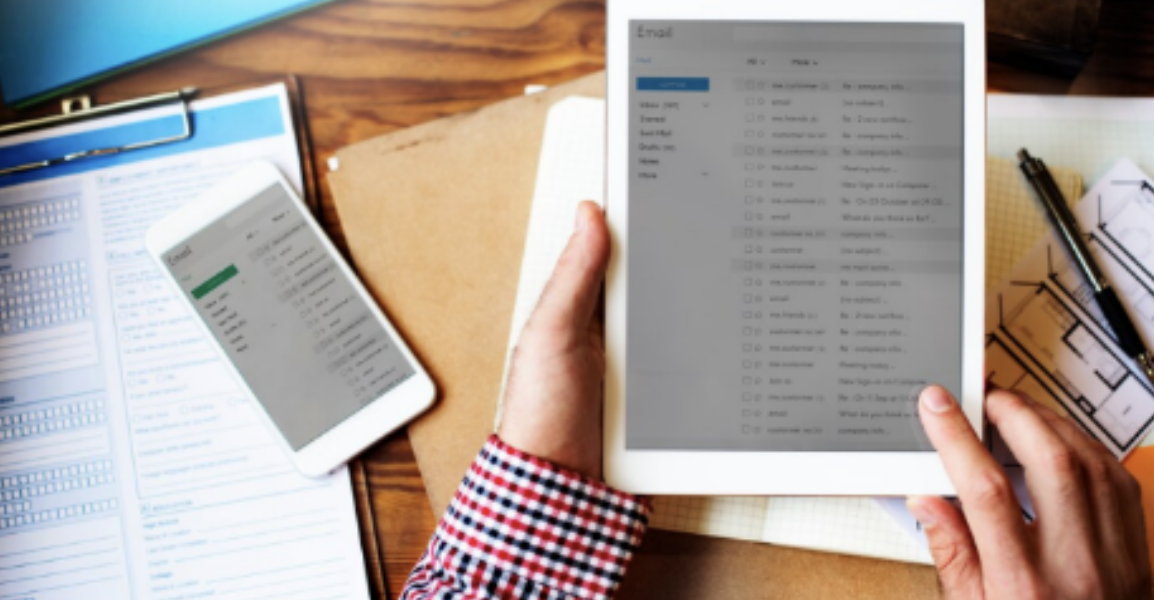 Pdf-uri combinate: cum faci un singur document, pas cu pas, rapid