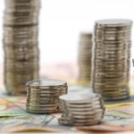 Români afectați: Cum îți scade pensia după o viață de muncă în România