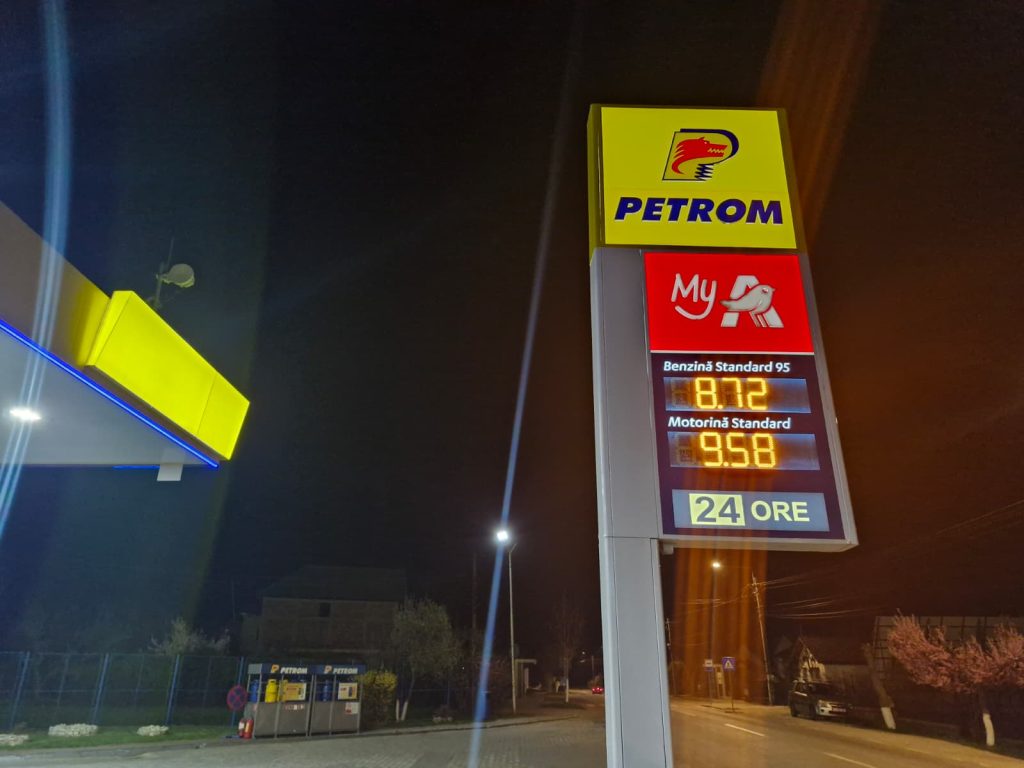 Petrom a redus prețurile la pompă la benzină și motorină, o mișcare care vine pe fondul volatilității de pe piața carburanților
