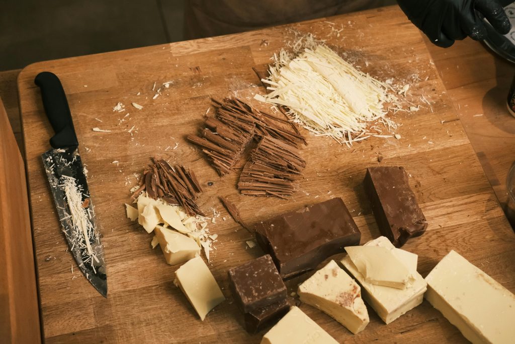 Comisia Europeană anchetează ciocolata: Restricții pe piața unică în vizor