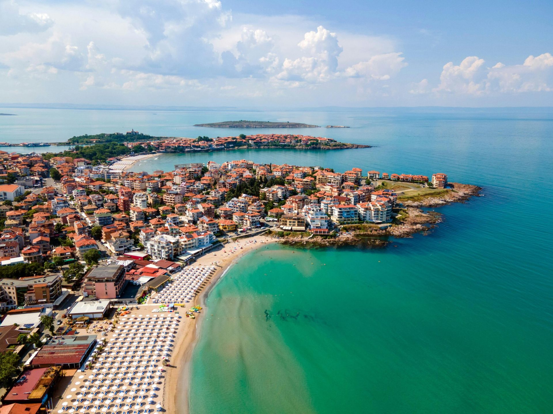 Viața ieftină atrage: Sozopol, Bulgaria, rivalizează cu Amalfi pentru britanici