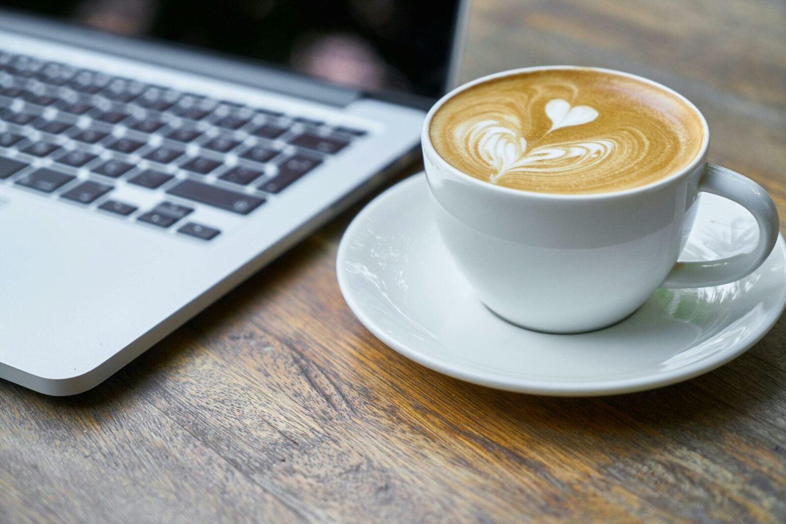 Cafeaua salvează mintea: Câte cești scad riscul de afecțiuni psihice?