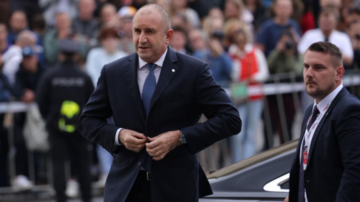 Radev, pilotul bulgar, forțează Guvernul: „Pică” țara fără soluții politice