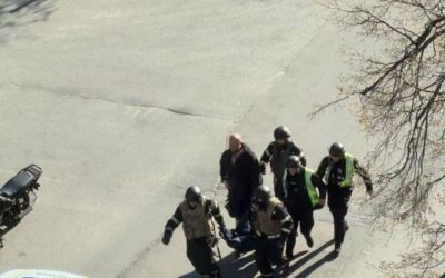 Anchetă la Kiev: Polițiști fricoși fug de gloanțe, abandonează civilii