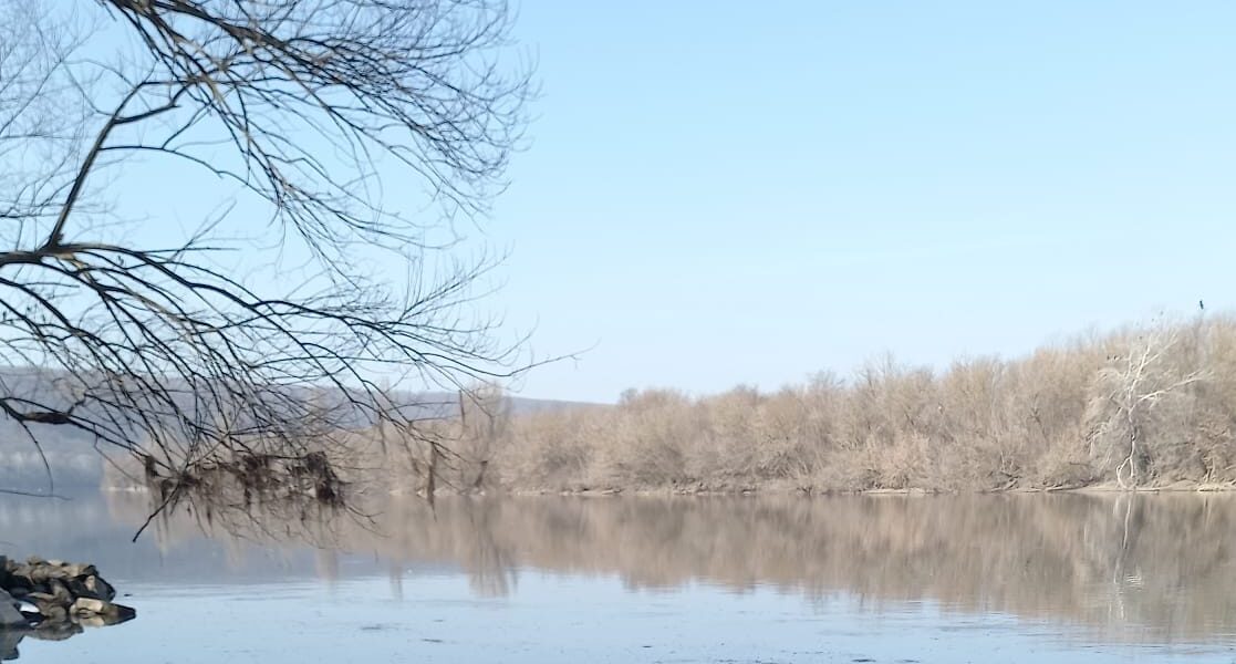 Iași trimite zeci de mii de litri de apă potabilă în Bălți și Soroca, afectate de poluare