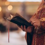 Spovedania, secretul unei vieți curate. Preot: „Curățăm sufletul de păcate” – Europa FM