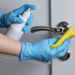 Produsele de curățenie, pericol SILENȚIOS: Plămânii în pericol! Inhalarea, MAI gravă