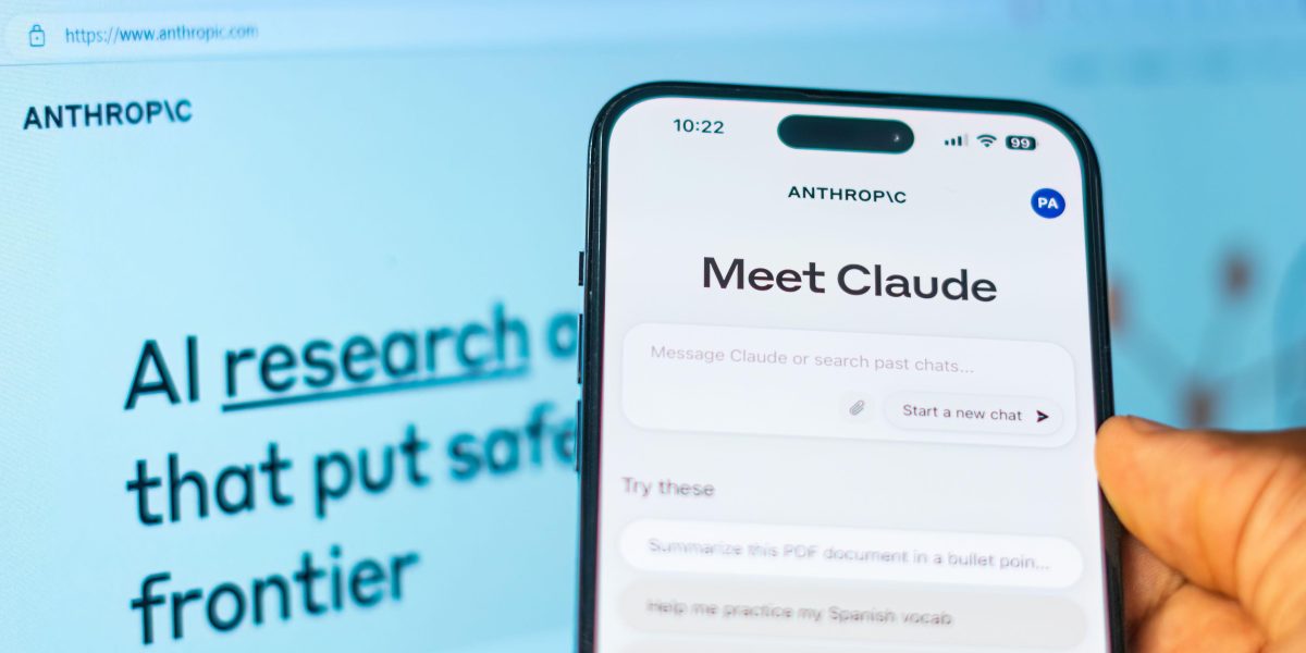 Anthropic, AI care găsește vulnerabilități. Teste restrânse