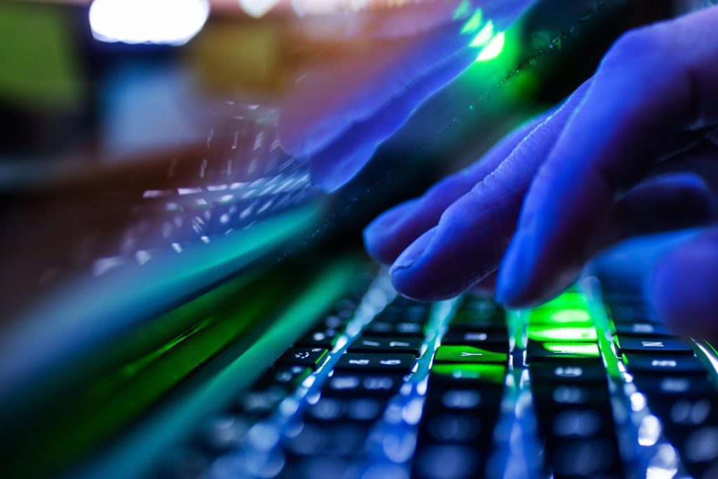 Nicușor Dan: Servicii secrete din România, implicate în alegerile din Moldova?